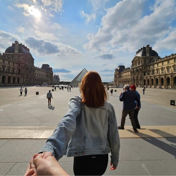 Meet your Posher, Anna - Picture 1 of 1